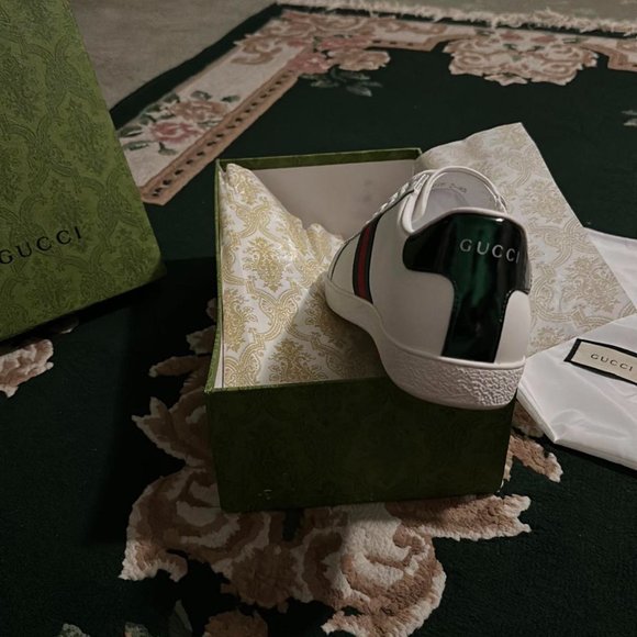 Gucci Men's White Trainers - Picture 3 of 6